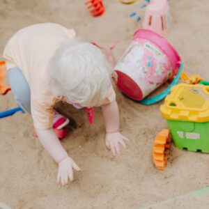 【WEBクリニック】公園の砂場で遊んでいて、砂を食べてしまいました。