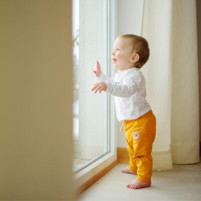 【WEBクリニック】たっちができる前に立たせるのは良くないでしょうか？