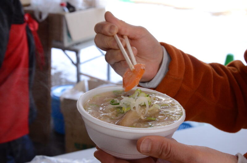 豚汁の振る舞い