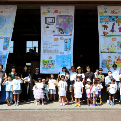 お子さんの絵が現場足場幕に！木’s絵画プロジェクト募集。