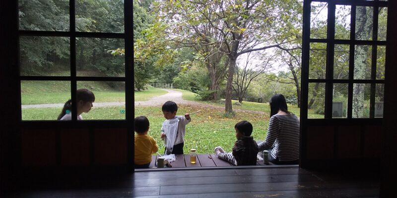 親子でゆっくり森遊び～森のさんぽと焚火パン～