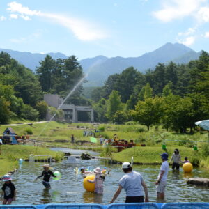 国営アルプスあづみの公園 じゃぶじゃぶ池