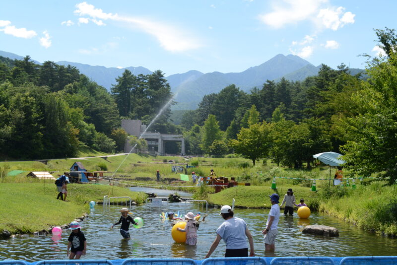 国営アルプスあづみの公園 じゃぶじゃぶ池